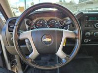 2009 Chevrolet Silverado 1500 LT LT*Clean Carfax*Super Clean Get Approved Today!!! 6.99% on OAC - Image 3