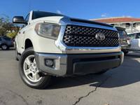 2018 Toyota Tundra SR5 CREW MAX 4X4 1 ORIGINAL OWNER! FLAWLESS!! Miramar Motorsports - Image 10