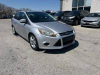 2014 Ford Focus SE SUPER CLEAN!!! EXCELLENT DRIVER!!! Park Forest - Image 4