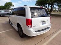 47K MILE DODGE GRAND CARAVAN SXT HANDICAP WHEELCHAIR POWER RAMP VAN Irving, TX - Image 7