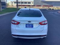 2015 Ford Fusion SE Phoenix, Arizona - Image 7
