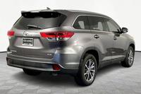 2019 Toyota Highlander XLE Oklahoma City, OK - Image 8