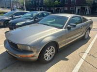 2005 Ford Mustang - Image 3