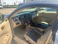 2005 Ford Mustang - Image 5