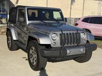 2017 Jeep Wrangler Sahara 4x4 - Image 4