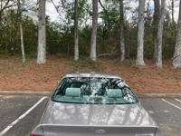 2001 Toyota Camry! Runs excellent!! otp north - Image 6