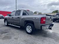 2012 Chevrolet Silverado 1500 LT 5.3L V8 Z71 4X4 - 1 Owner, We Finance! Cassat Avenue - Image 4