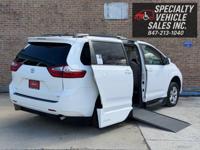 2017 Toyota Sienna Wheelchair Accessible Mobility Van Skokie - Image 2