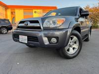 2008 Toyota 4 Runner SR5 4x4 FULLY SERVICED! AMAZING CONDITION!!! Miramar Motorsports - Image 3