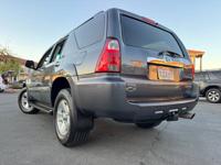 2008 Toyota 4 Runner SR5 4x4 FULLY SERVICED! AMAZING CONDITION!!! Miramar Motorsports - Image 4