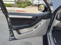 2008 Toyota 4 Runner SR5 4x4 FULLY SERVICED! AMAZING CONDITION!!! Miramar Motorsports - Image 10