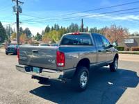 💥CLEAN 2004 Dodge Ram 2500 SLT 4X4 5.7L HEMI V8💥 South Salem - Image 5