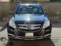 2015 Mercedes-Benz GLK AWD All Wheel Drive GLK 350 4MATIC 4dr SUV SUV Universal Auto Sales - Image 3