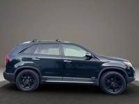 CLEAN TITLE • 2013 KIA SORENTO EX AWD V6 • 3RD ROW SUV HILLSBORO - Image 9