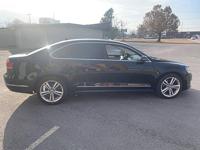 2013 Volkswagen Passat TDI SE 4dr Sedan 6A w/ Sunroof and Navigation - Image 7