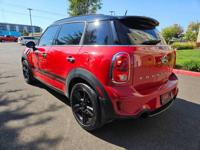 2015 MINI Countryman AWD All Wheel Drive Cooper S ALL4 4dr Crossover Roberto's Auto Sales - Image 7