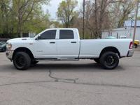 2022 RAM 2500 - 4WD, 6.4L V8, 8ft Bed, Huge tires & Wheels - Image 7