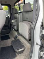 2012 Nissan Frontier SV V6 4X4 Ext Cab Pickup Jacksonville Florida - Image 8