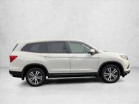 2017 Honda Pilot EX-L SUV AUTONATION Call (678) 721-8304 to confirm availability - April 10th - Image 5