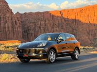 2017 Porsche Cayenne S - 1-Owner - Fresh Service St. George, UT - Image 2