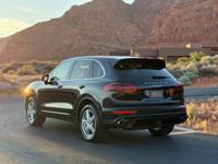 2017 Porsche Cayenne S - 1-Owner - Fresh Service St. George, UT - Image 4
