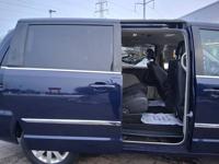 2013 CHRYSLER TOWN AND COUNTRY WAUKEGAN, ILLINOIS - Image 9