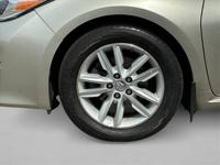 2015 Toyota Avalon XLE AUTONATION Call (224) 478-1349 to confirm availability - April 10th - Image 10