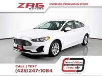 2020 Ford Fusion Hybrid SE _Ford_ _Fusion Hybrid_ _Sedan_ - Image 2