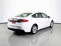 2020 Ford Fusion Hybrid SE _Ford_ _Fusion Hybrid_ _Sedan_ - Image 6