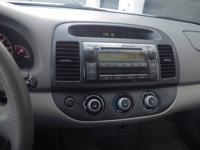 2006 Toyota Camry LE 4dr Sedan w/Automatic East Brunswick, NJ - Image 9