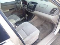 2006 Toyota Camry LE 4dr Sedan w/Automatic East Brunswick, NJ - Image 10