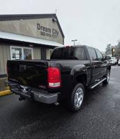 2009 Gmc Sierra 1500 Crew Cab 4x4 4WD Truck Slt Pickup 4d 5 3/4 Ft Se OVER 200 TRUCKS IN STOCK - Image 9