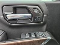 2022 GMC Sierra 1500 Limited 4x4 4WD Truck Denali Crew Cab % APPROVALS - Image 9