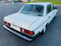 1982 MERCEDES BENZ 240D Lakewood - Image 6