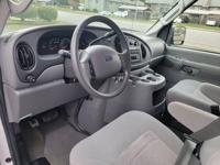 2006 FORD E 350 XLT 15 PASSENGER VAN LOW MILES ! Lynnwood - Image 10