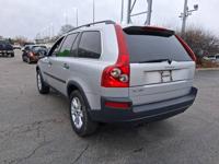 2005 VOLVO XC90 WAUKEGAN, ILLINOIS - Image 7