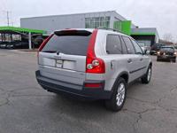 2005 VOLVO XC90 WAUKEGAN, ILLINOIS - Image 8