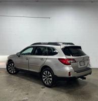 2017 Subaru Outback 2.5i Limited Wagon 4D north chicagoland - Image 5
