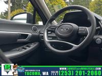 2022 Hyundai SONATA SEL We've got the best deals in WA! - Image 3