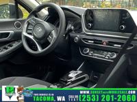 2022 Hyundai SONATA SEL We've got the best deals in WA! - Image 8