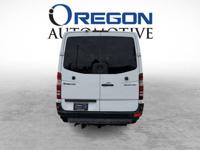 2011 Mercedes-Benz Sprinter 2500 Cargo Diesel W/144 inch WB Full-size SE HABLA ESPANOL - Good Credit/Bad Credit - APPROVED! - Image 5