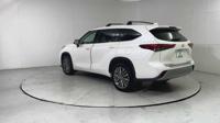 2020 Toyota Highlander AWD All Wheel Drive Platinum SUV BMW of Salem - Image 4