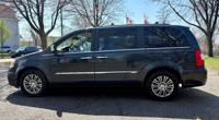 2014 Chrysler Town & Country Touring L Philadelphia - Image 9