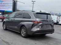 2021 Toyota Sienna XLE 8-Passenger XLE 8-Passenger 4dr Mini-Van CRYSTAL AUTO SALES ~ NASHVILLE - Image 10
