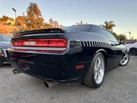 2010 Dodge Challenger R/T * HEMI V8 * 6 SPEED * LOWERED * RIMS * EXHAUST R/T 2dr + FINANCING AVAILABLE!!! - Image 3