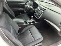 2016 Nissan Altima Calumet City - Image 7