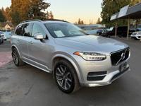 2016 Volvo XC90 T6 Momentum AWD Clean Title Vancouver Auto Center - Image 7
