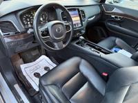2016 Volvo XC90 T6 Momentum AWD Clean Title Vancouver Auto Center - Image 9