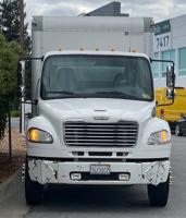 2017 Freightliner M2.106 Box Truck Drive a bit and save a lot / shipping available - Image 4
