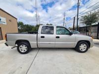 2005 GMC Sierra 1500 Crew Cab, clean title, runs great, no issues Houston - Image 9